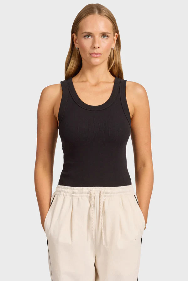 エッセンシャル リブタンク - Black