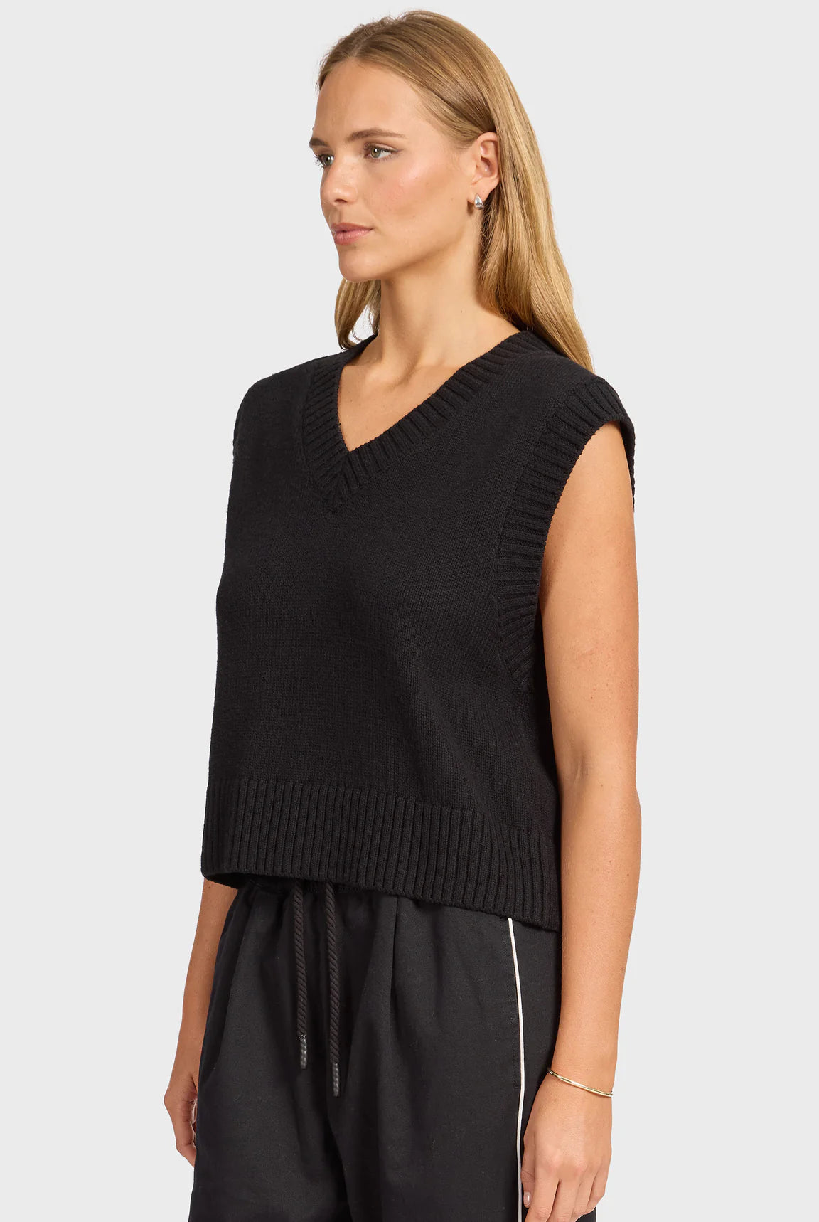 メイプルニットベスト - Black