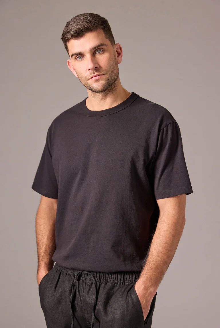 マックTシャツ - Black