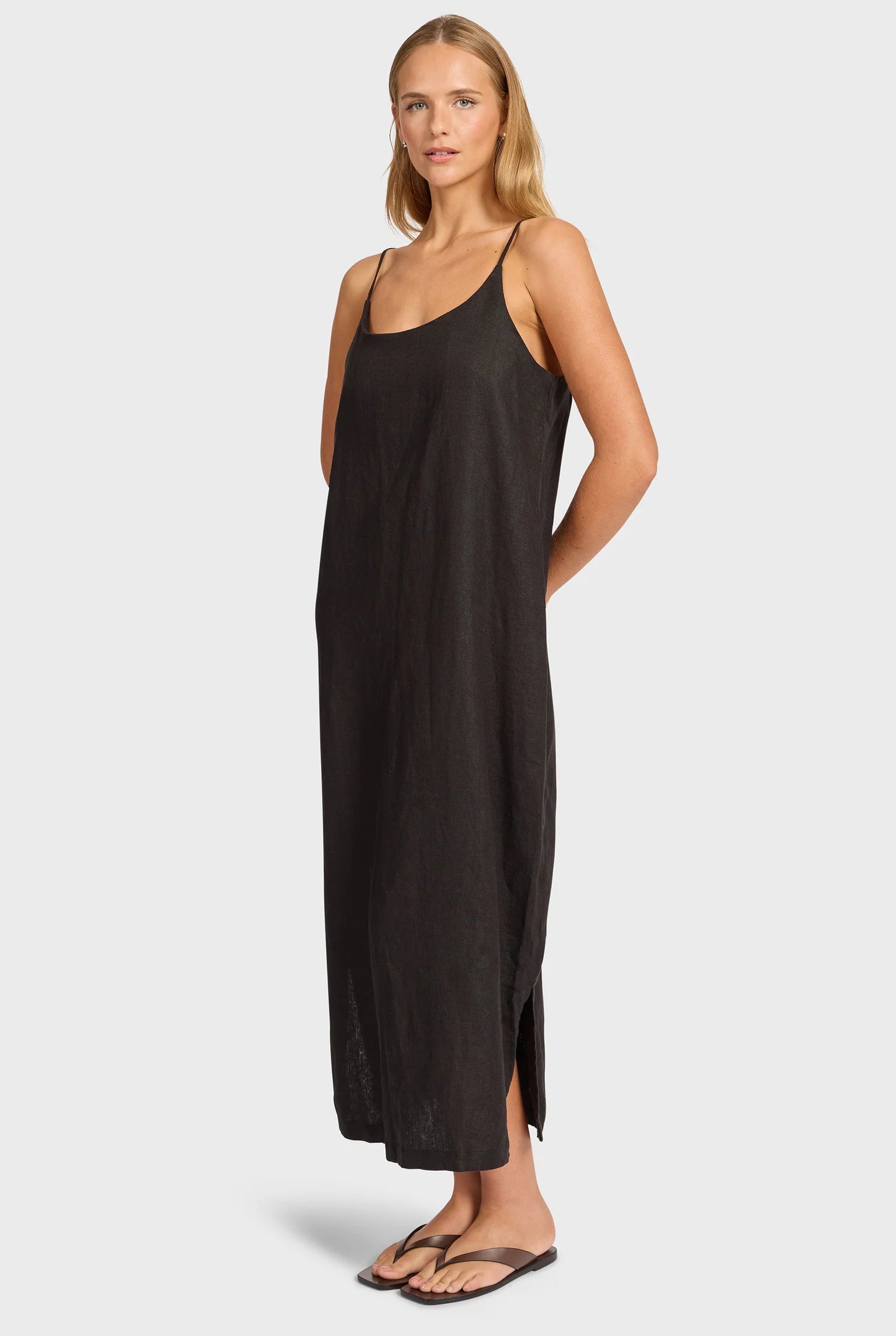 エッセンシャル リネンスリップドレス - Black