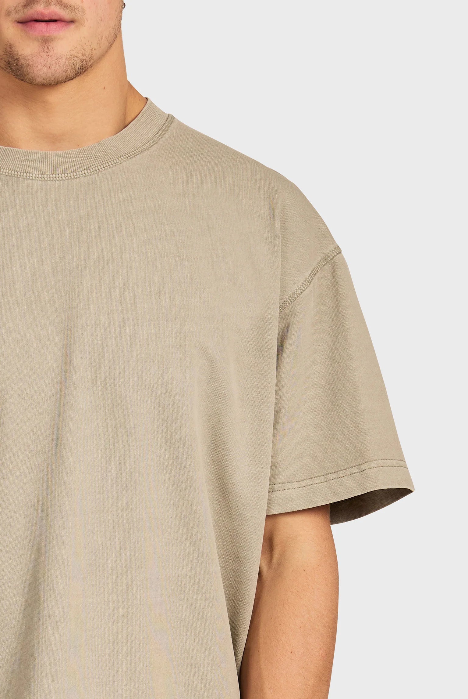 バーシティー クルーTシャツ - Mineral Green